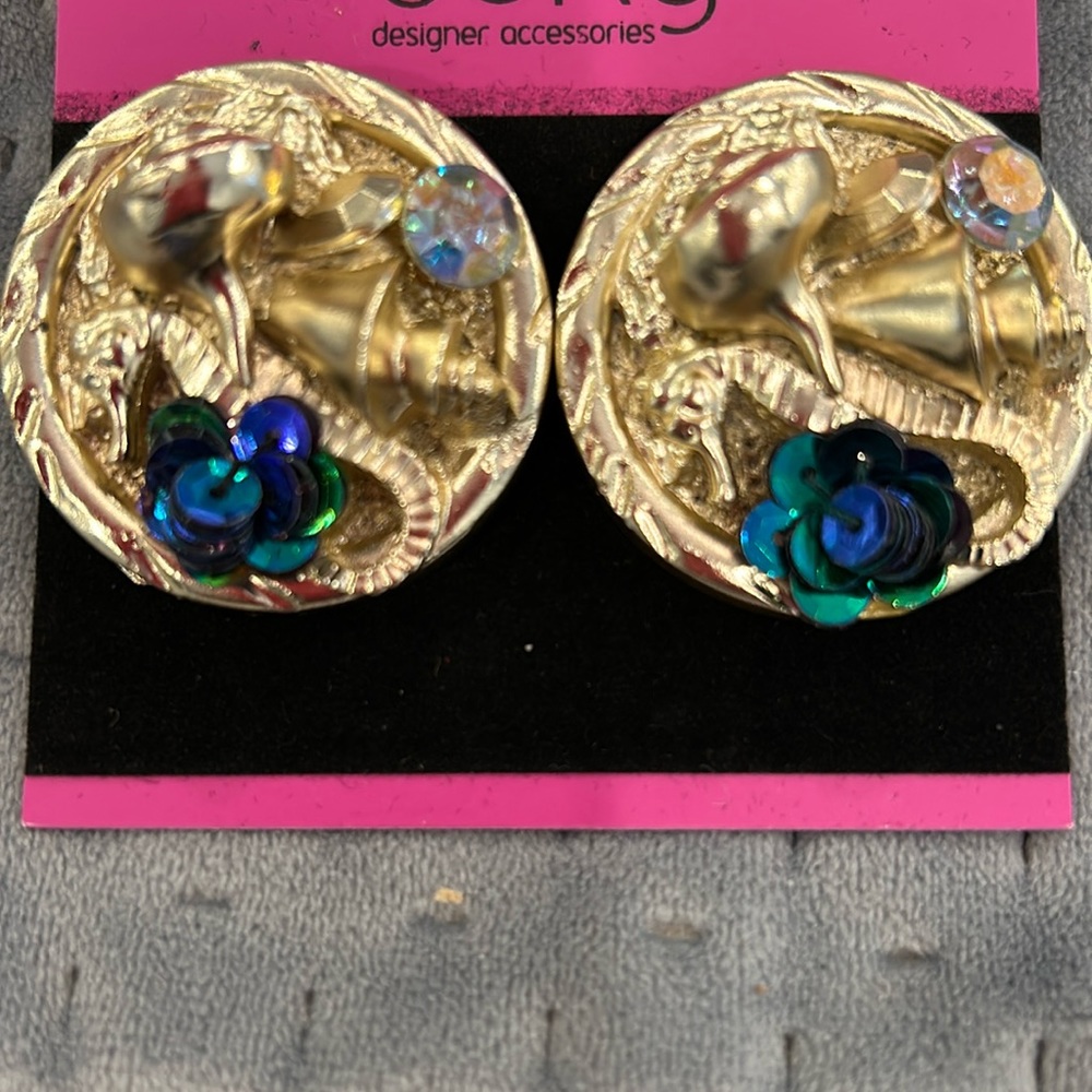 Vintage Golden Sea Horse & Shell Button Earrings-Boutique